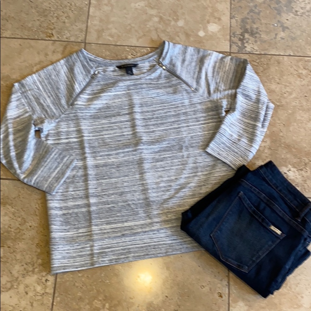Banana Republic 3/4 sleeve top